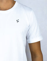 partenariat avec l’association Franco-Équatorienne Ishpingo. Tee-shirt T-Wood Blanc Homme Motifs & Inspirations Mayas Renforcement tissu au niveau des épaules Logo Palasana brodé au dos  100% Coton Pima, la "soie d'Amérique du Sud" Tissu en tissage jersey Soyeux, doux, confortable Made in Peru Valorisation des savoir-faire  Commerce équitable  Global Organic Textil Standard (GOTS)