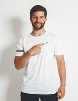 partenariat avec l’association Franco-Équatorienne Ishpingo. Tee-shirt T-Wood Blanc Homme Motifs & Inspirations Mayas Renforcement tissu au niveau des épaules Logo Palasana brodé au dos  100% Coton Pima, la "soie d'Amérique du Sud" Tissu en tissage jersey Soyeux, doux, confortable Made in Peru Valorisation des savoir-faire  Commerce équitable  Global Organic Textil Standard (GOTS)